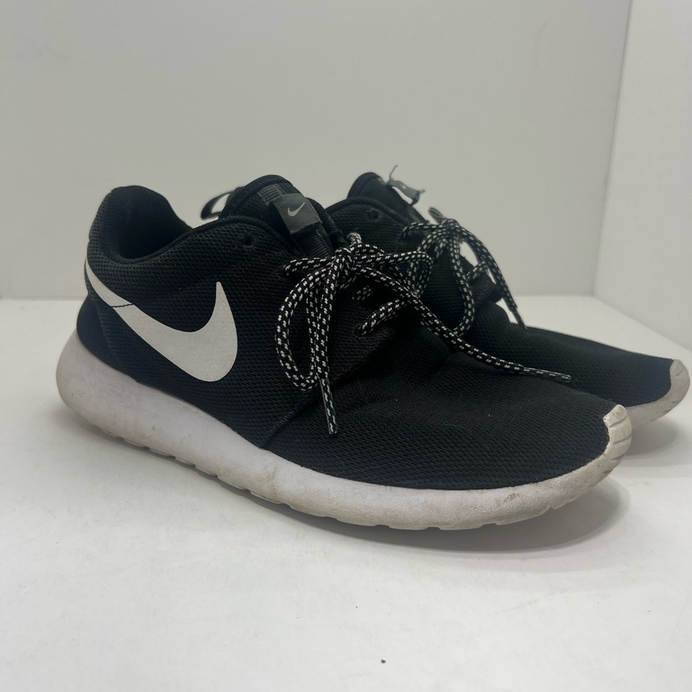 Nike Roshe One Running Shoes Women’s